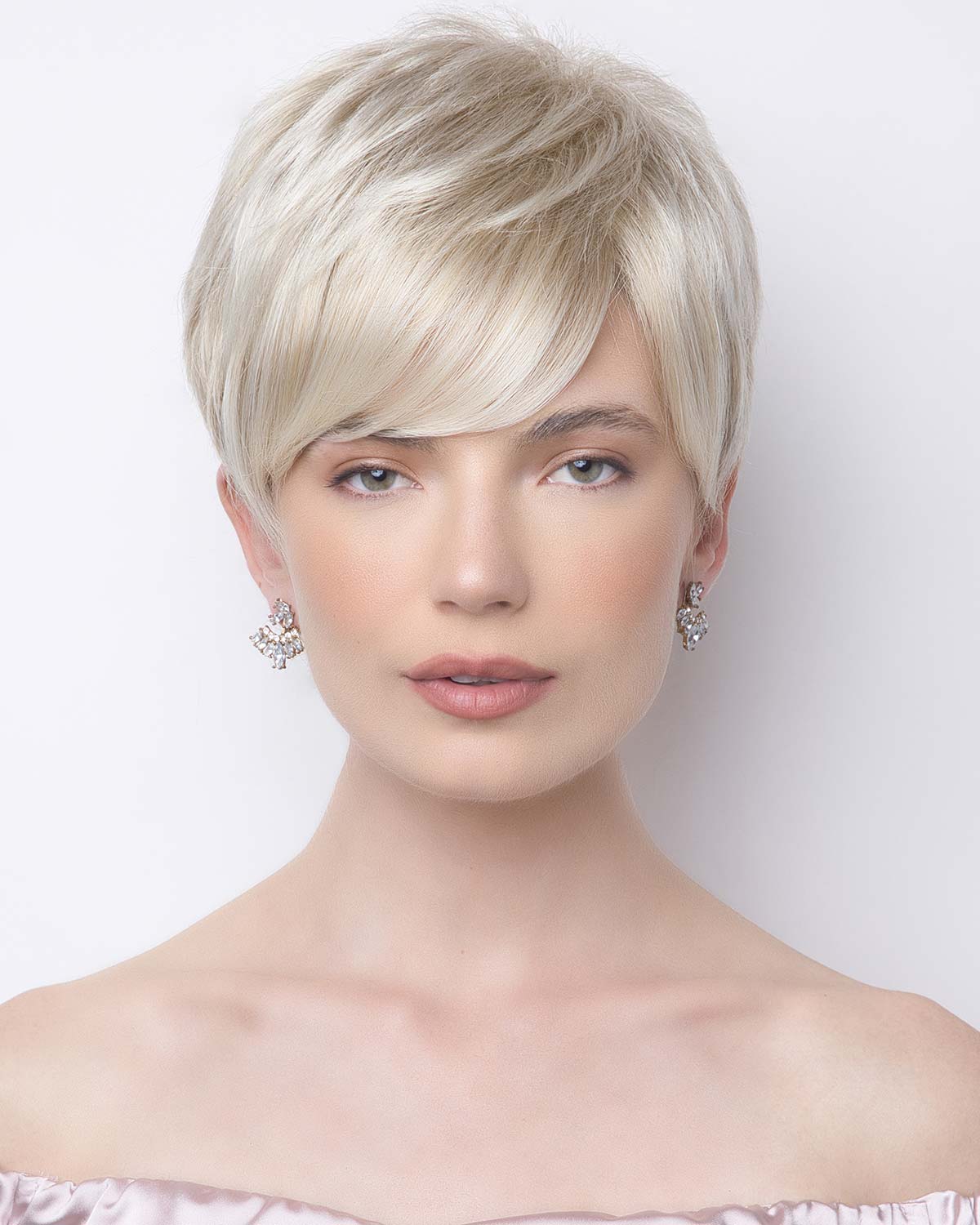 Amara Synthetic Wig by Alexander Best Wig Outlet